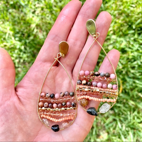 Julien Hoop Earrings - Picture 4 of 5